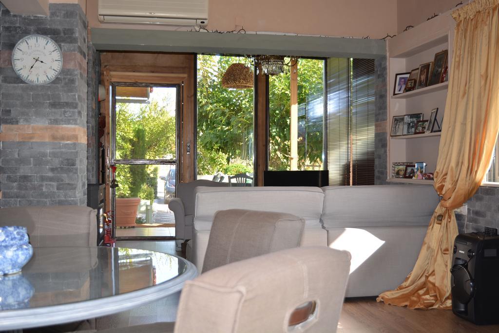 Varkiza'S Cottages Bagian luar foto