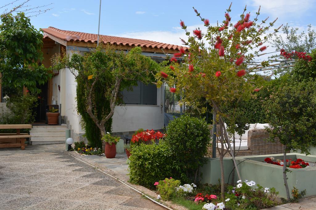 Varkiza'S Cottages Bagian luar foto