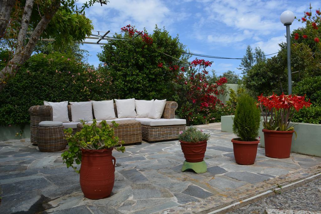 Varkiza'S Cottages Bagian luar foto