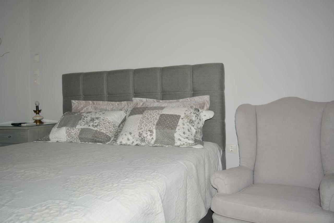 Varkiza'S Cottages Bagian luar foto