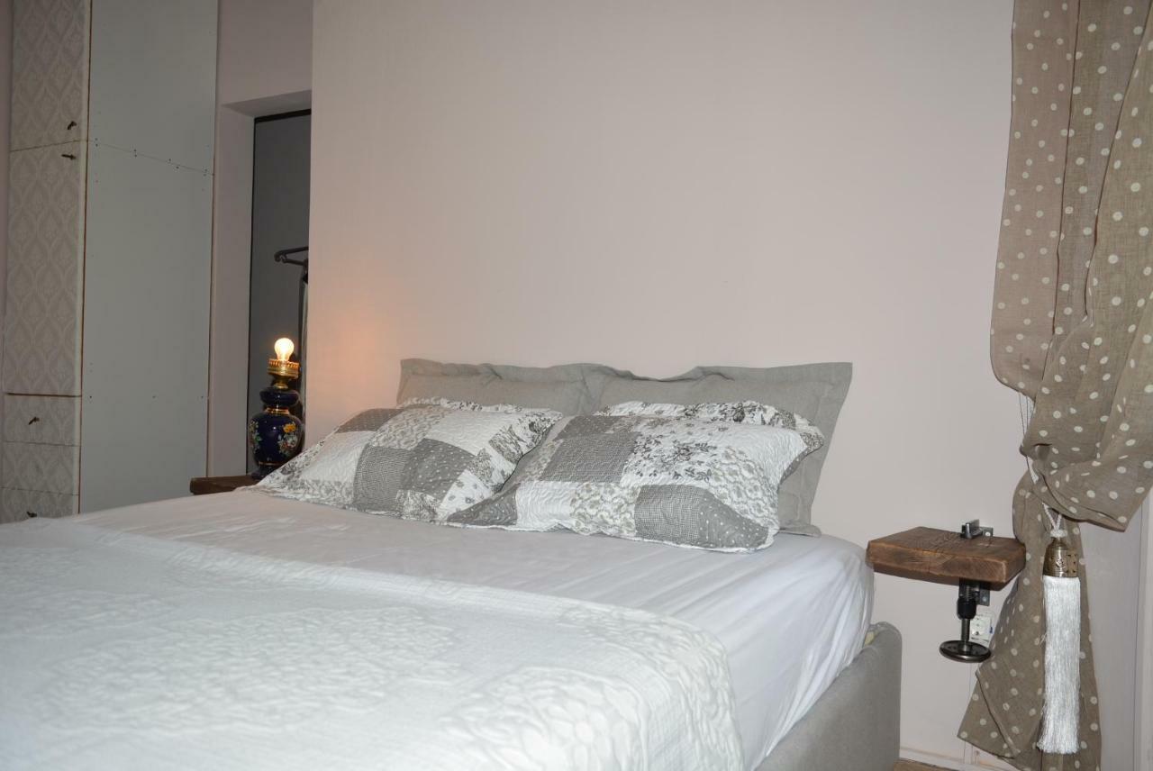 Varkiza'S Cottages Bagian luar foto