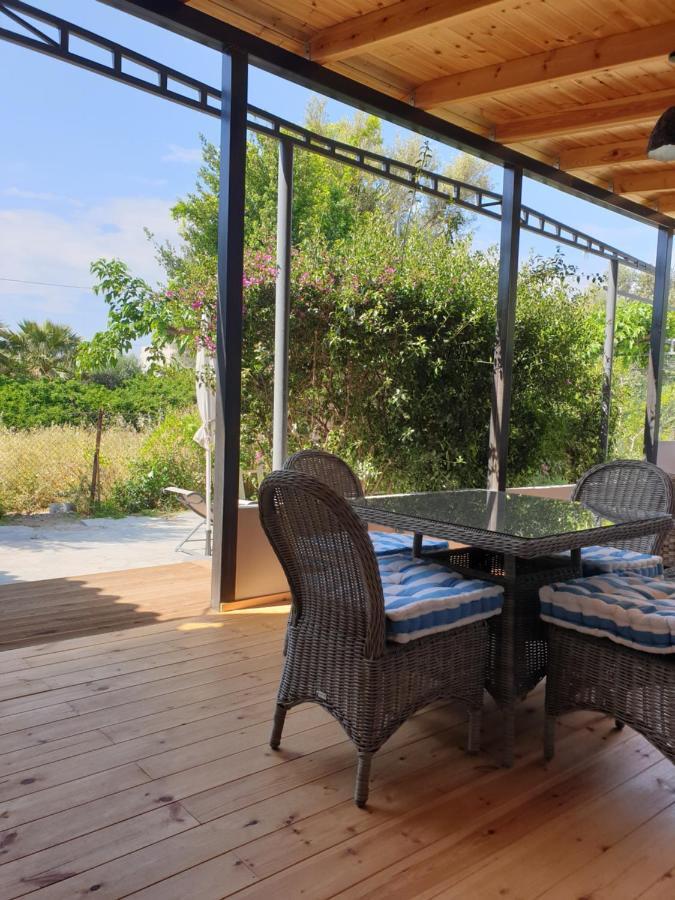 Varkiza'S Cottages Bagian luar foto