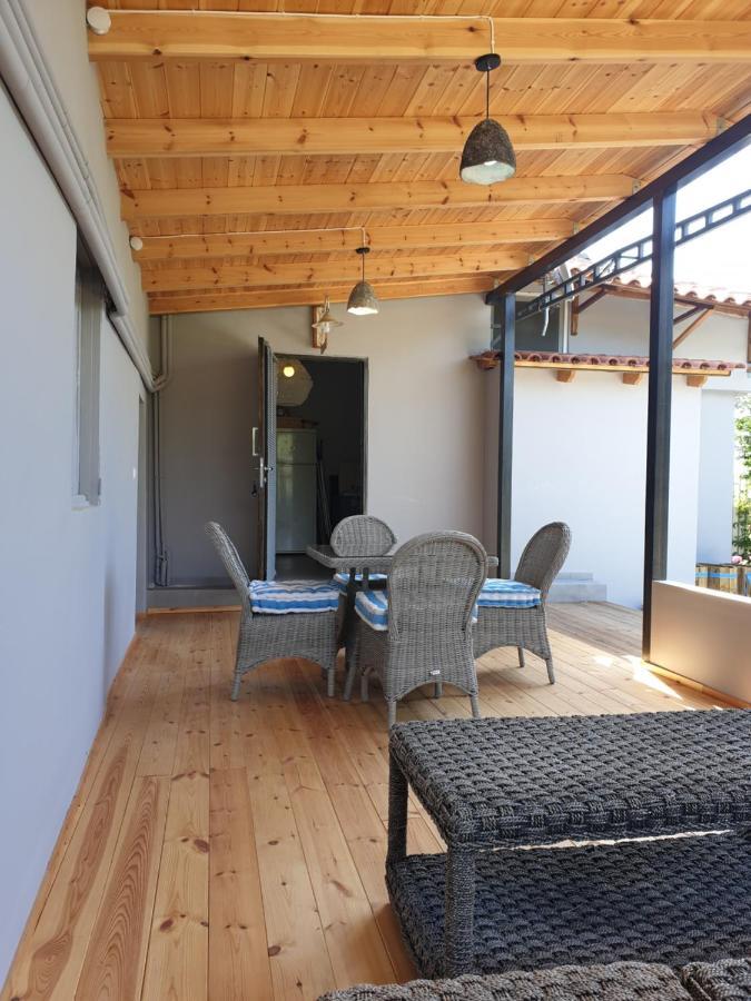 Varkiza'S Cottages Bagian luar foto